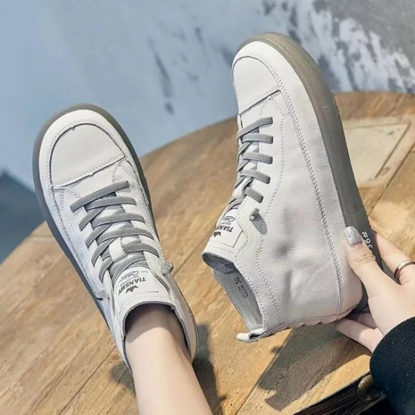 Zacht leren antislip lichtgewicht dames hoge sneakers